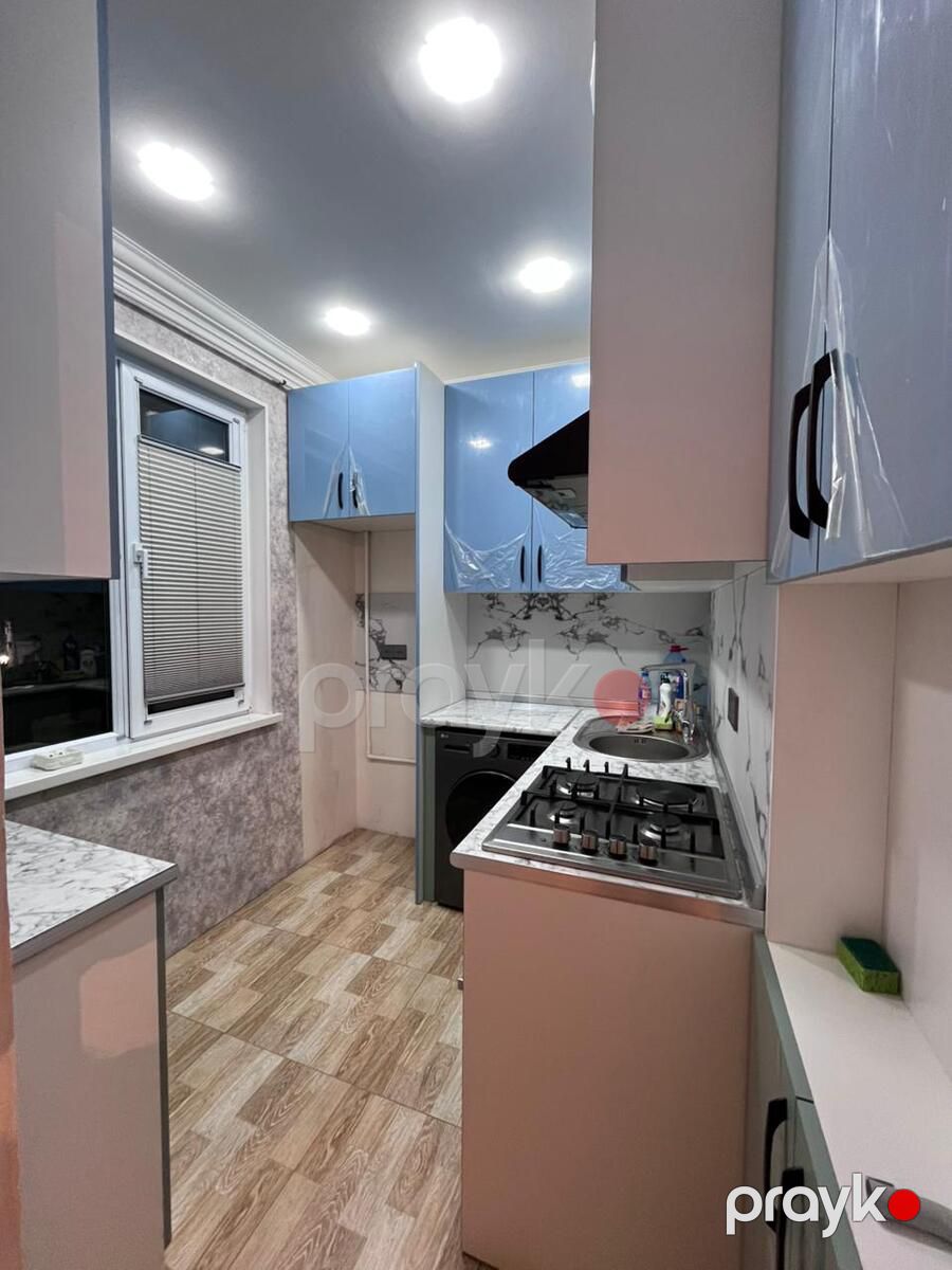 Satılır 2 otaqlı köhnə tikili 50 m² — Mənzil, Bakı (9)