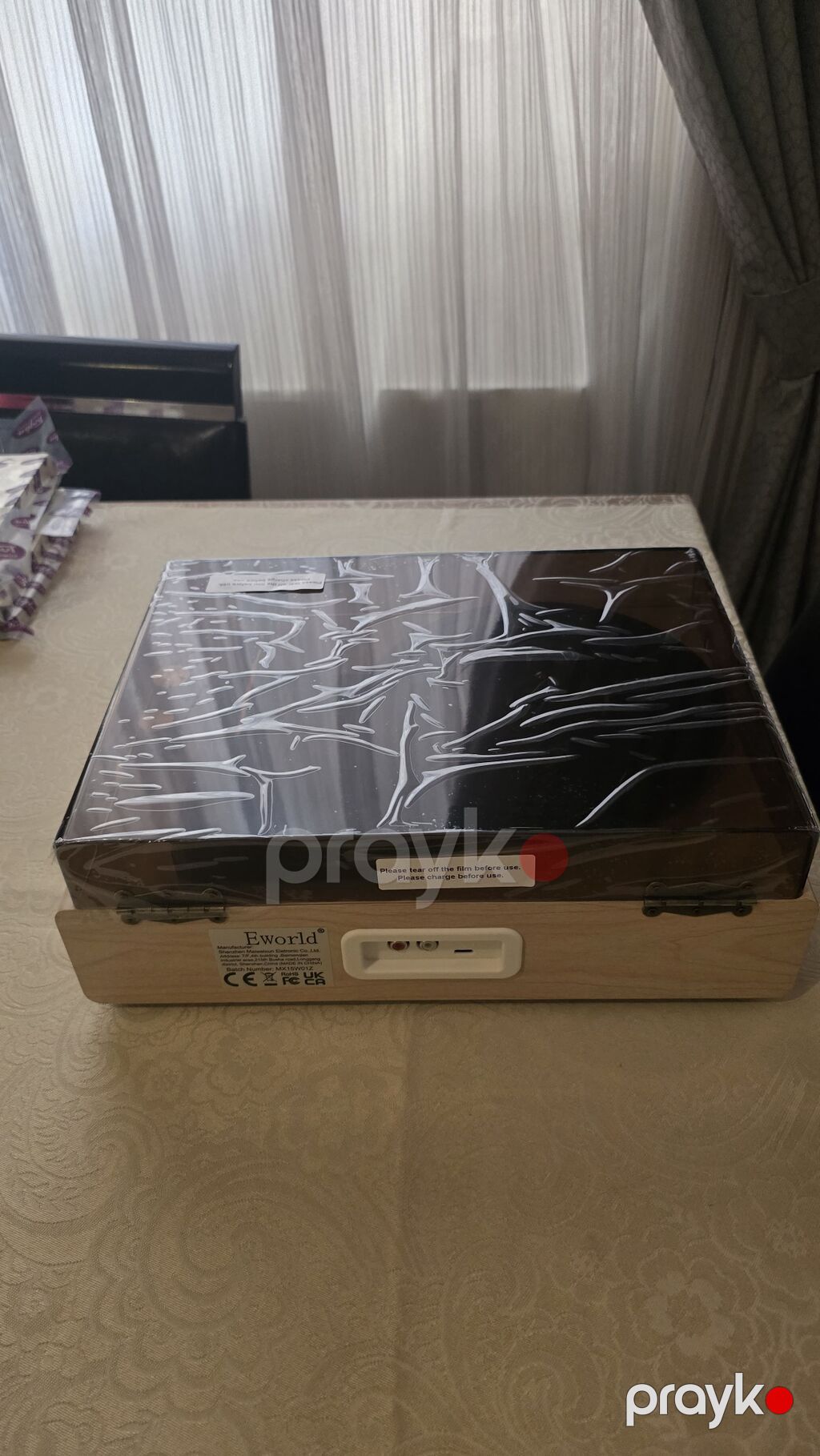 Eworld vinil pleyer – şık taxta korpuslu, qapaqlı, inteqrə olunmuş ön — Digər, Bakı (6)