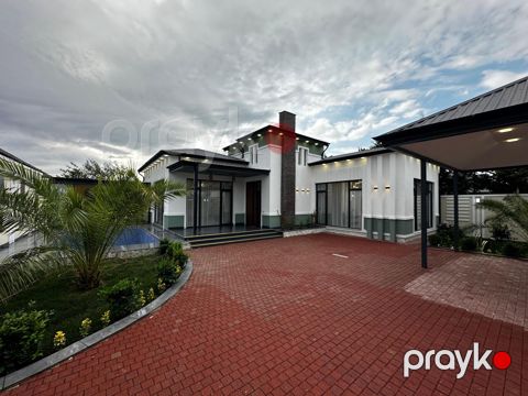 Satılır 4 otaqlı həyət evi/bağ evi 180 m² — Bakı