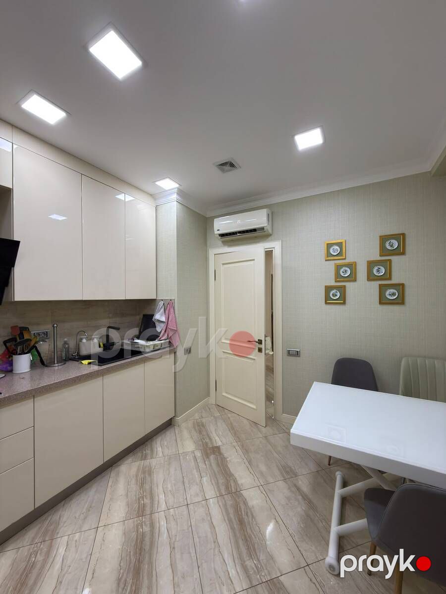 Satılır 3 otaqlı yeni tikili 120 m² — Mənzil, Bakı (9)