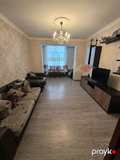 Satılır 3 otaqlı köhnə tikili 53 m²