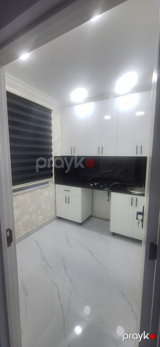 Satılır 2 otaqlı köhnə tikili 45 m² — Mənzil, Bakı (3)