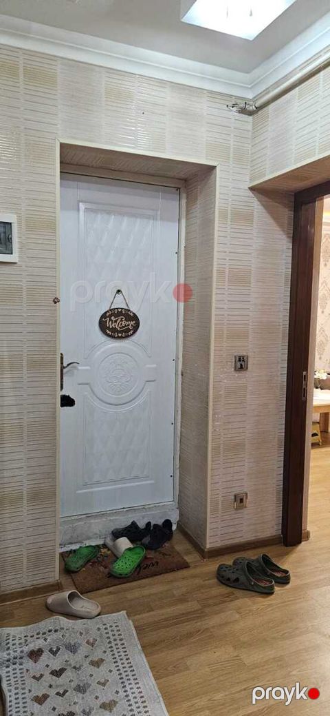 İcarəyə verilir 2 otaqlı köhnə tikili 47 m² — Bakı