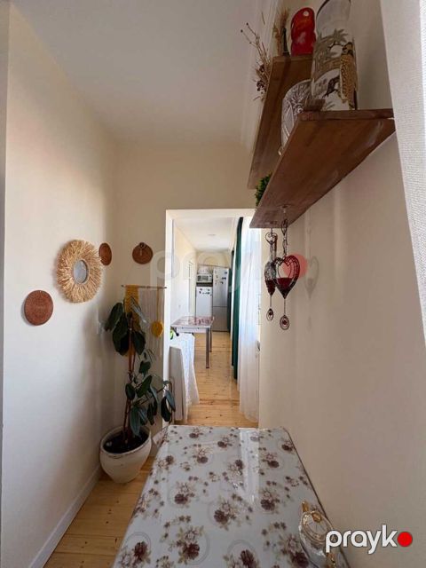 Satılır 5 otaqlı köhnə tikili 100 m² — Bakı