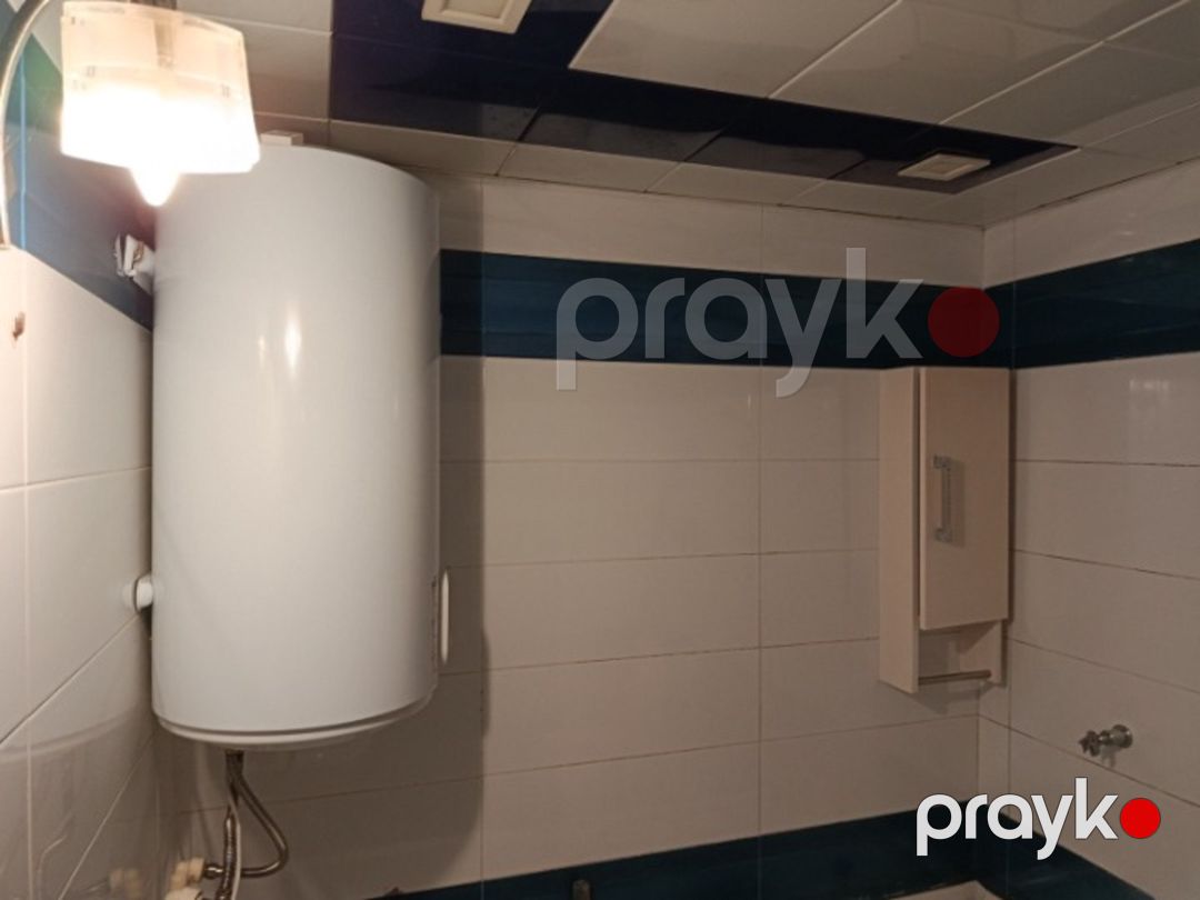 Satılır 1 otaqlı köhnə tikili 40 m² — Mənzil, Bakı (9)