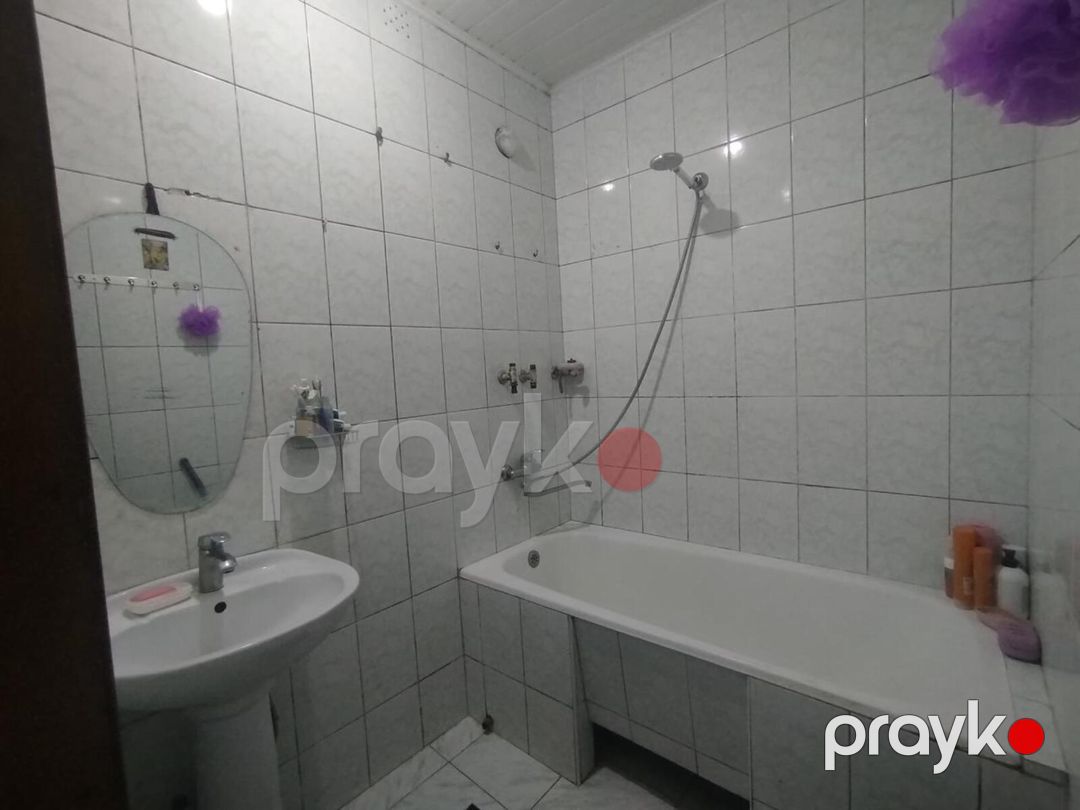 İcarəyə verilir 2 otaqlı köhnə tikili 65 m² — Mənzil, Bakı (6)