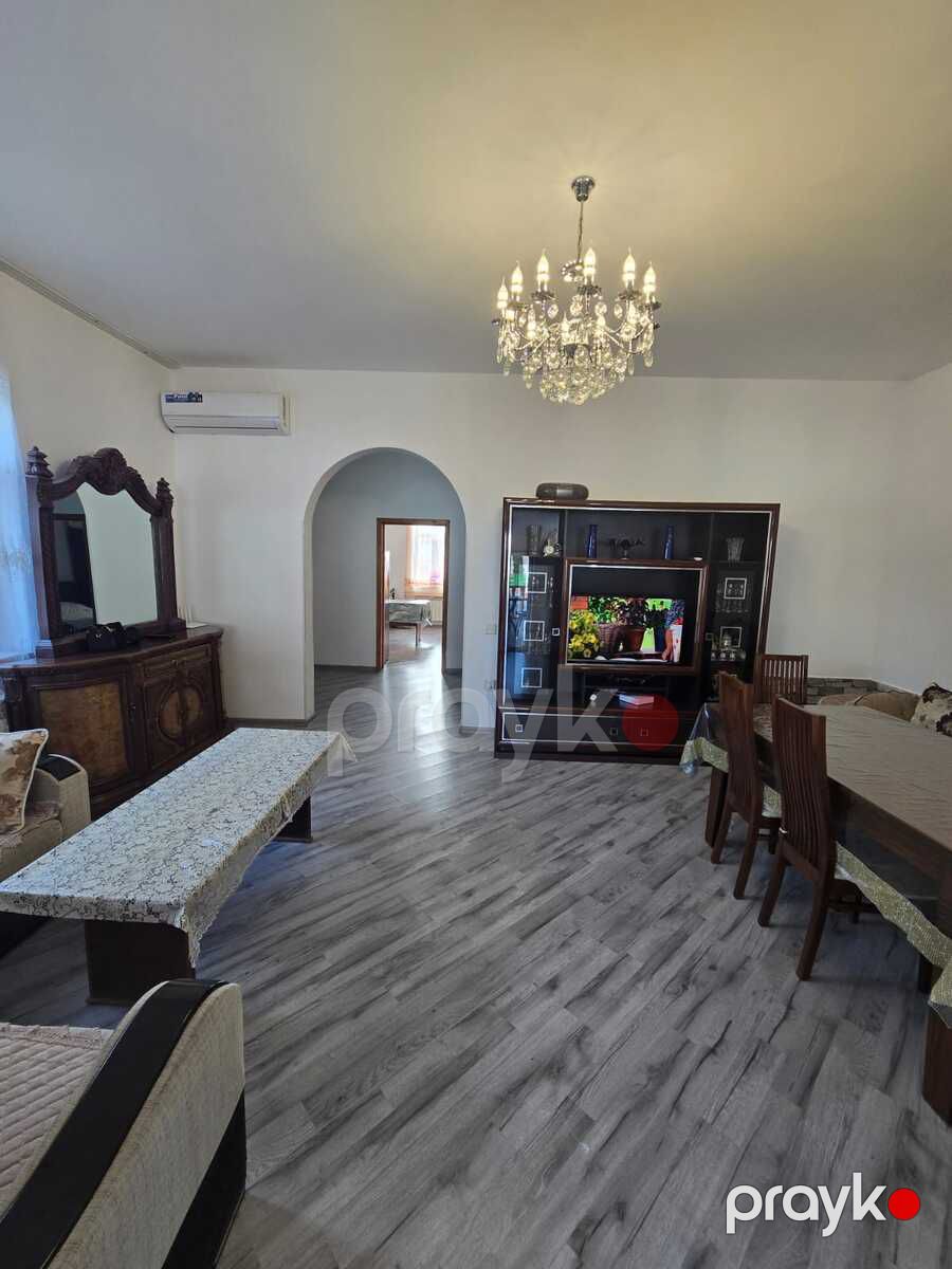 İcarəyə verilir 7 otaqlı həyət evi/bağ evi 200 m² — Ev, villa, Bakı (9)