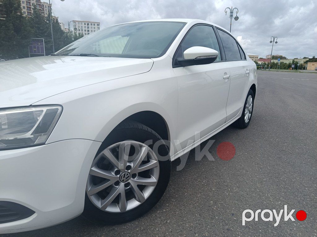 Volkswagen Jetta, 2.0 L, 2013 il, 280 000 km — Avtomobillər, Bakı (6)
