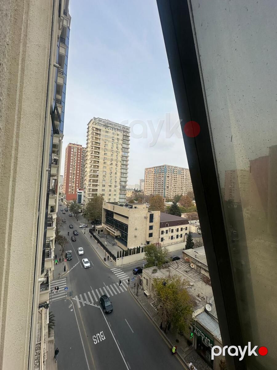 Satılır 4 otaqlı yeni tikili 241.9 m² — Mənzil, Bakı (11)