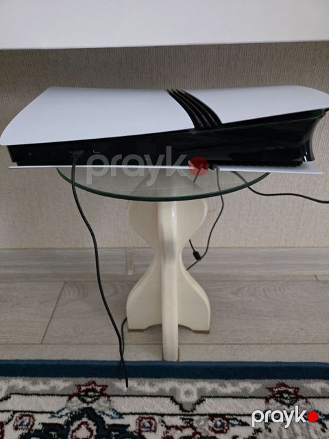 PlayStation 5 oyun konsolu - Rəng: ağ-qara - Korpus: aerodinamik — Bakı