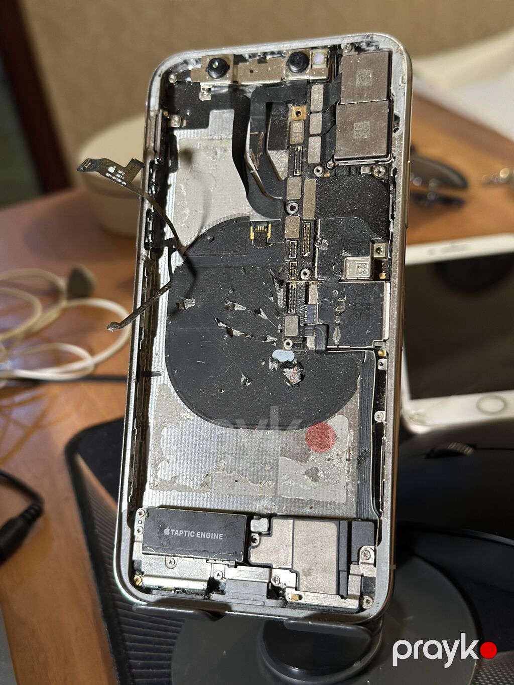 IPhone X, 64 GB, Desert Titanium, Qırıq, Face ID — Apple iPhone, Bakı (2)