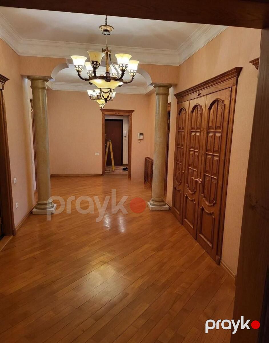 Satılır 5 otaqlı yeni tikili 220 m² — Mənzil, Bakı (5)