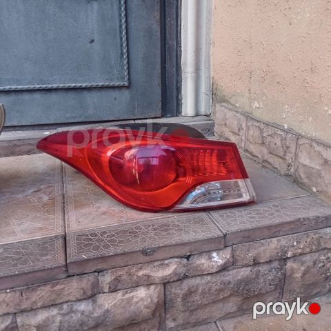 Hyundai üçün arxa sağ stop-çaxmaq (tail light) - Korpus: qırmızı — Bakı