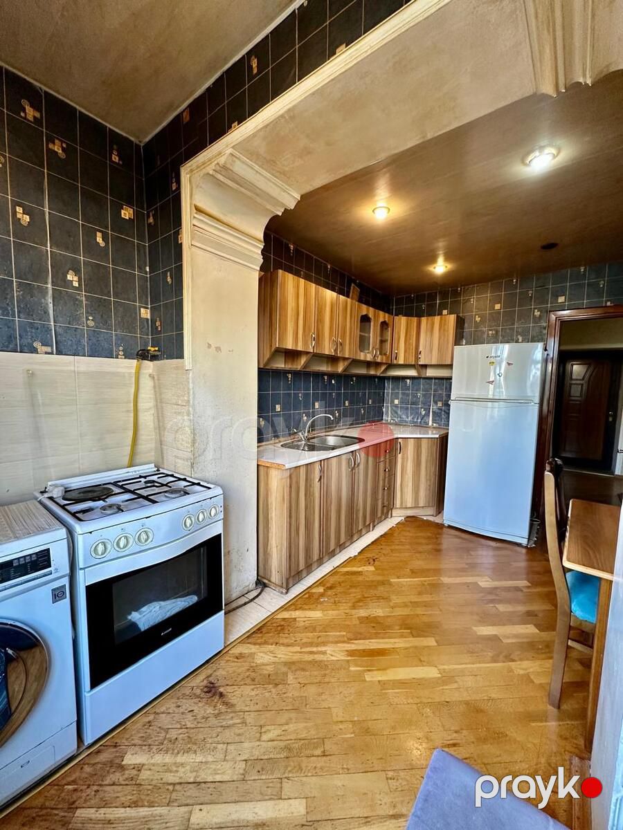 Satılır 2 otaqlı köhnə tikili 60 m² — Mənzil, Bakı (3)