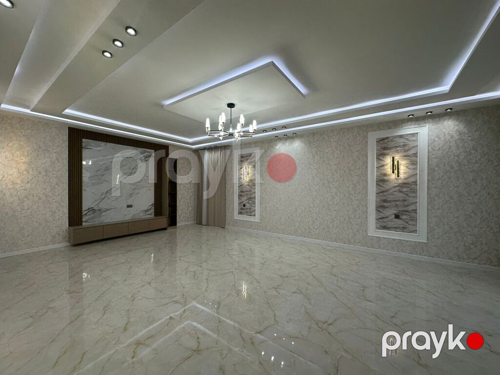 Satılır 4 otaqlı həyət evi/bağ evi 200 m² — Ev, villa, Bakı (9)