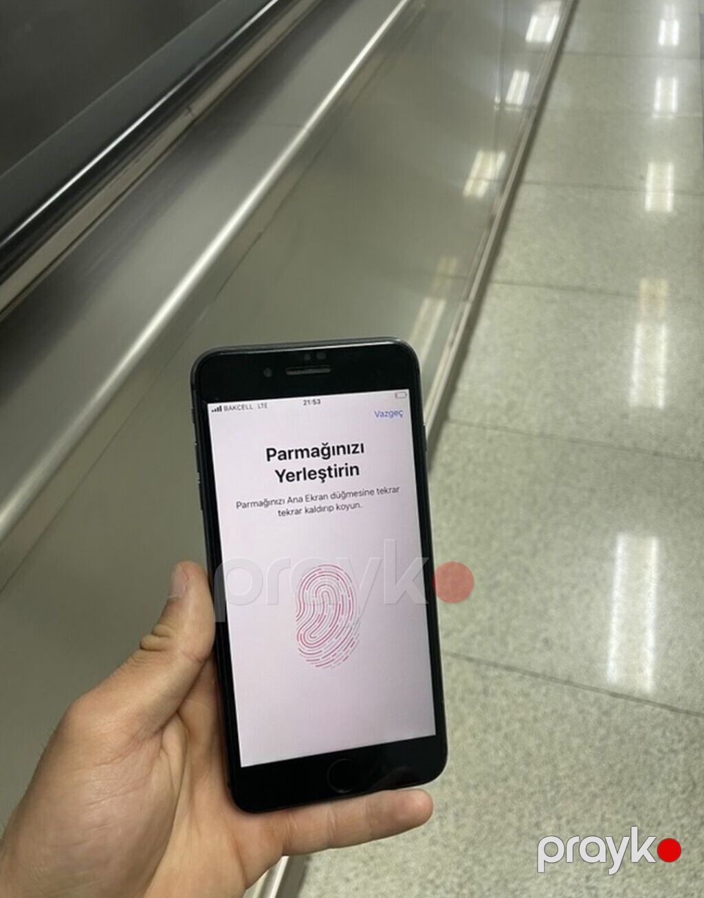 IPhone 8 Plus, 256 GB, Qara, Barmaq izi, Simsiz şarj — Apple iPhone, Xaçmaz (5)