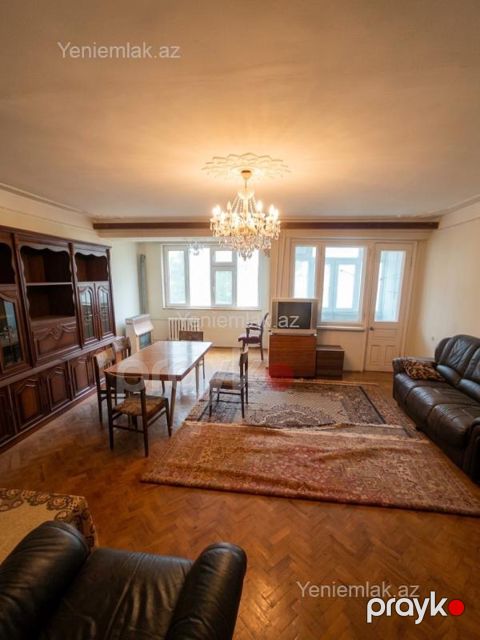Satılır 4 otaqlı Bina evi menzil (Köhnə tikili), 120 m², Nərimanov rayonu — Bakı