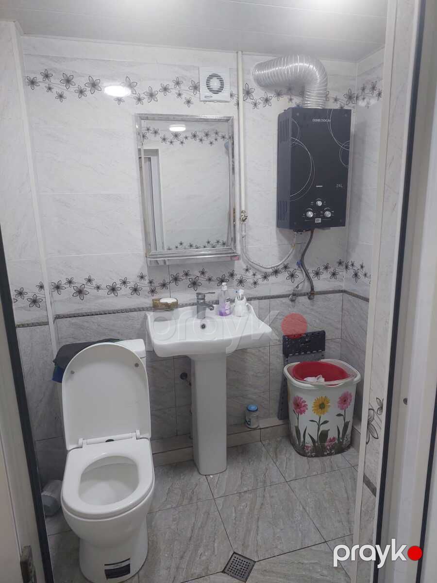 Satılır 2 otaqlı köhnə tikili 50 m² — Mənzil, Bakı (11)