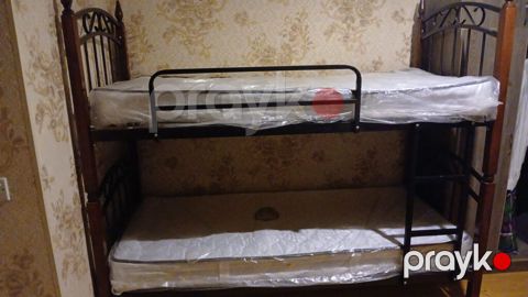 Kod 4717 2 mertəbə yeni çarpayi satilir 130 azn Matras var Unvan