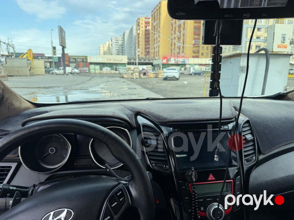 Hyundai i30, 1.6 L, 2012 il, 353 000 km — Avtomobillər, Sumqayıt (9)