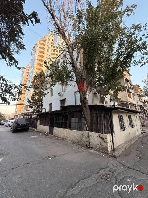 Satılır 2 otaqlı köhnə tikili 30 m² — Bakı