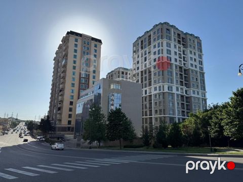 Satılır 3 otaqlı yeni tikili 135 m² — Bakı