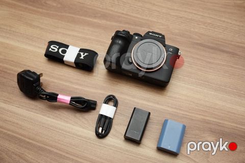 Məhsul: Sony α7 III (A7 III) tam kadr güzgüsüz fotoaparat gövdəsi — Bakı