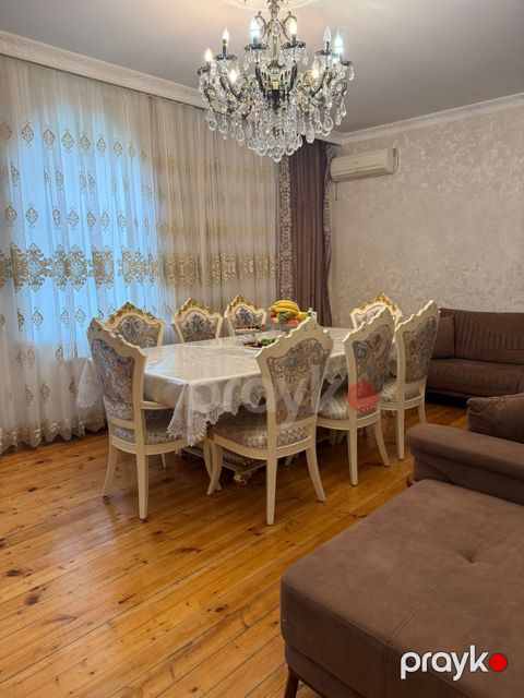 Həyət evi, Binəqədi qəs — Bakı