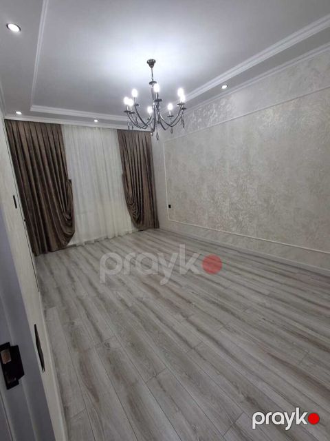 Satılır 2 otaqlı köhnə tikili 40 m²