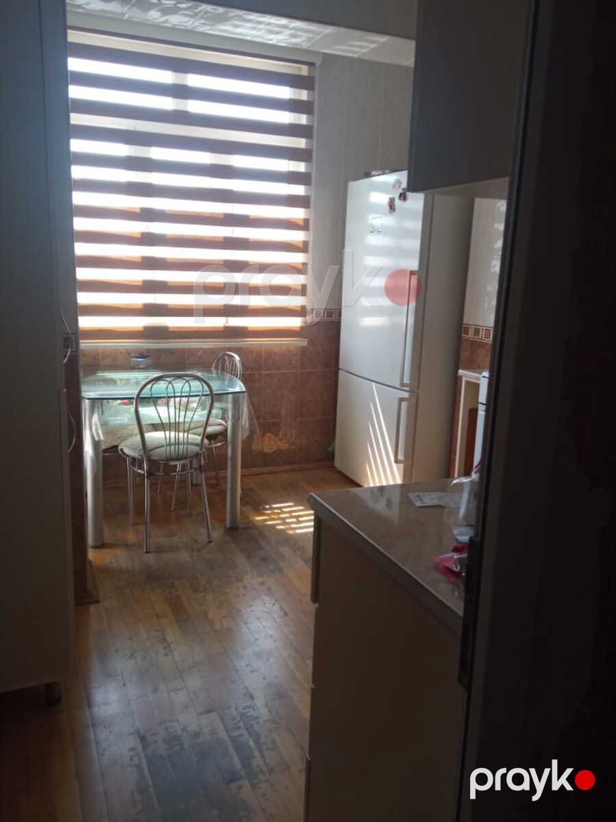 Satılır 5 otaqlı köhnə tikili 120 m² — Mənzil, Bakı (2)
