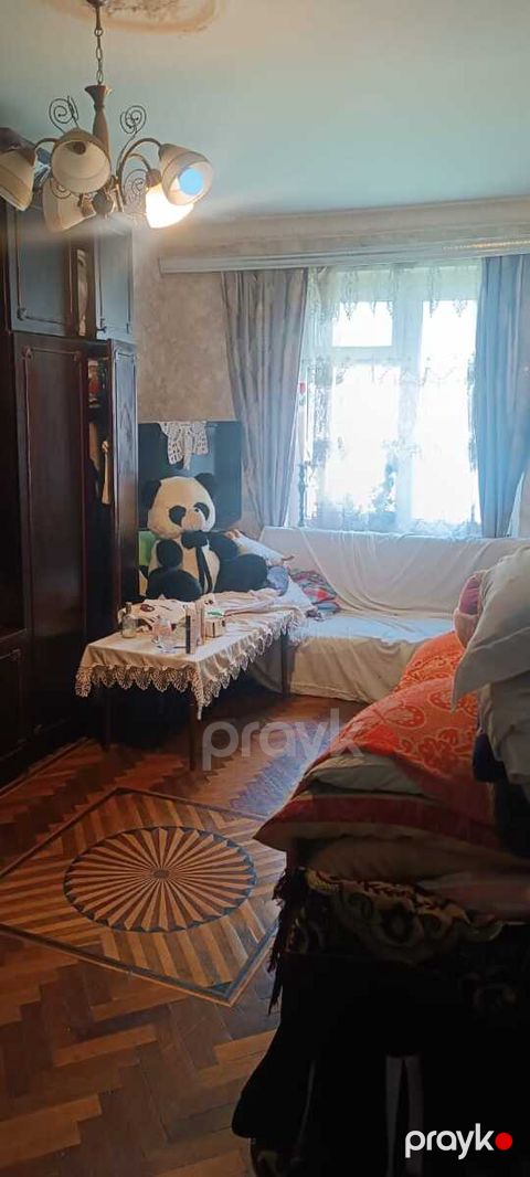 Satılır 2 otaqlı köhnə tikili 51 m²