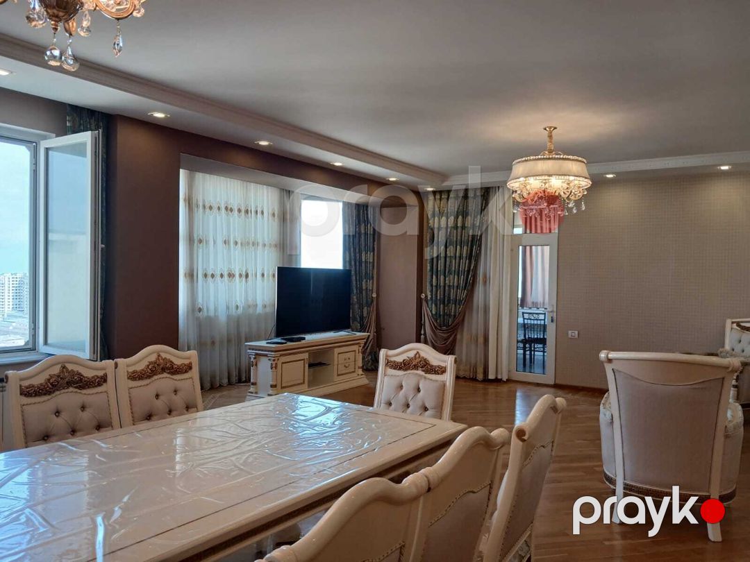 Satılır 5 otaqlı yeni tikili 280 m² — Mənzil, Bakı (9)