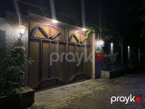 Satılır 6 otaqlı həyət evi/bağ evi 240 m² — Bakı