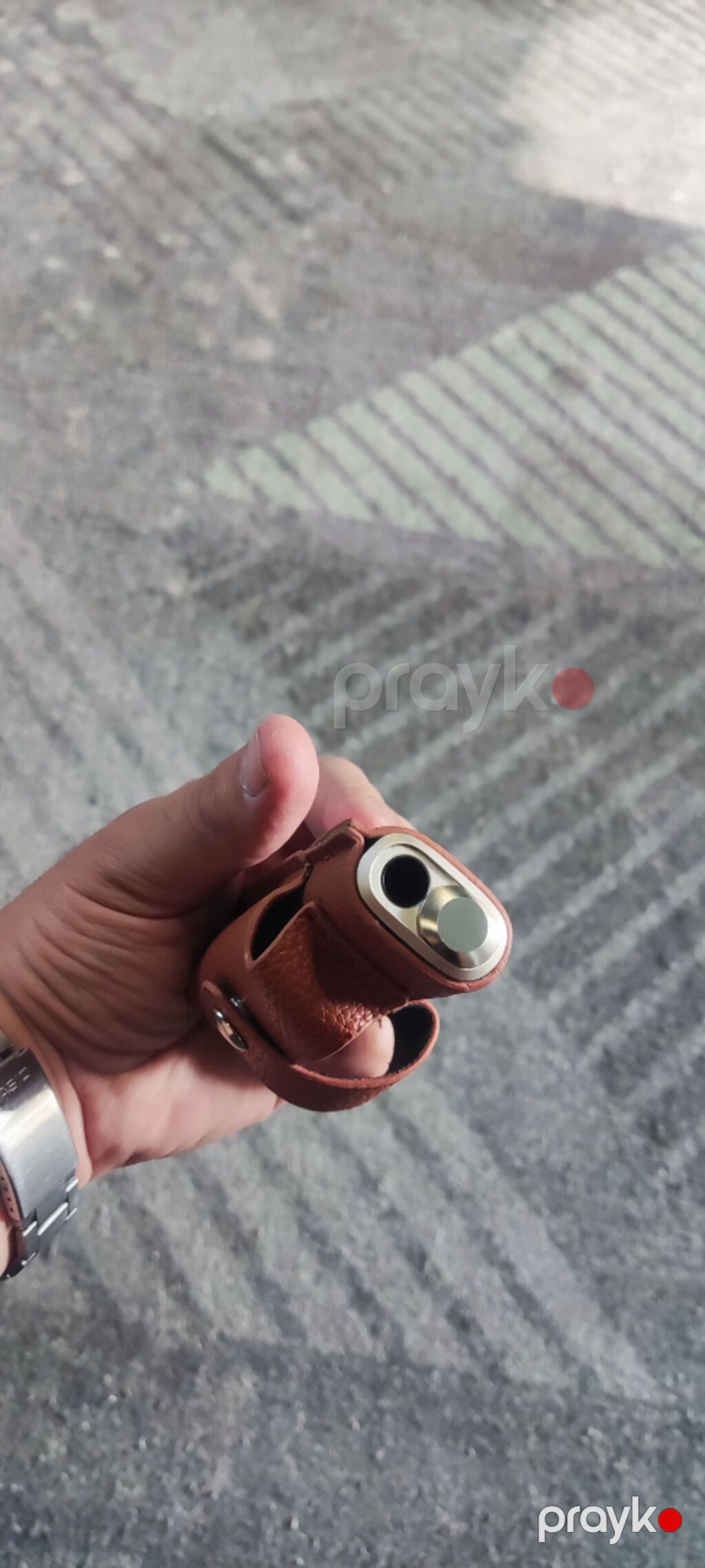 Iqos cihazı satılır. - Model: Iqos (qızılı rəng) - Komplekt: dəri — Elektronik siqaretlər, Bakı (3)
