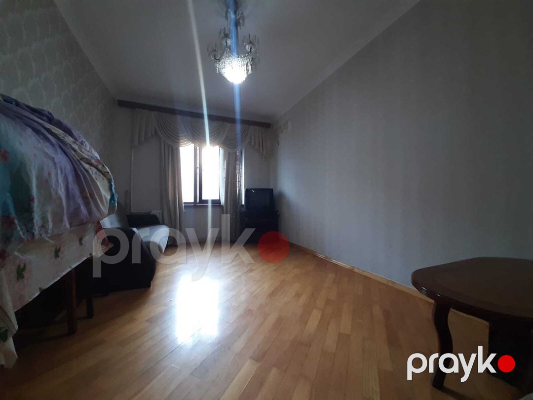 Satılır 2 otaqlı köhnə tikili 65 m² — Mənzil, Bakı (3)