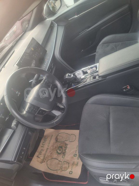Toyota Camry, 2.0 L, 1 kWh, 2024 il, 28 000 km — Avtomobillər, Bakı (5)