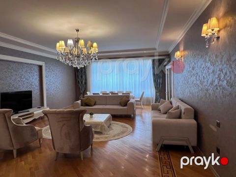 İcarəyə verilir 4 otaqlı yeni tikili 180 m² — Bakı