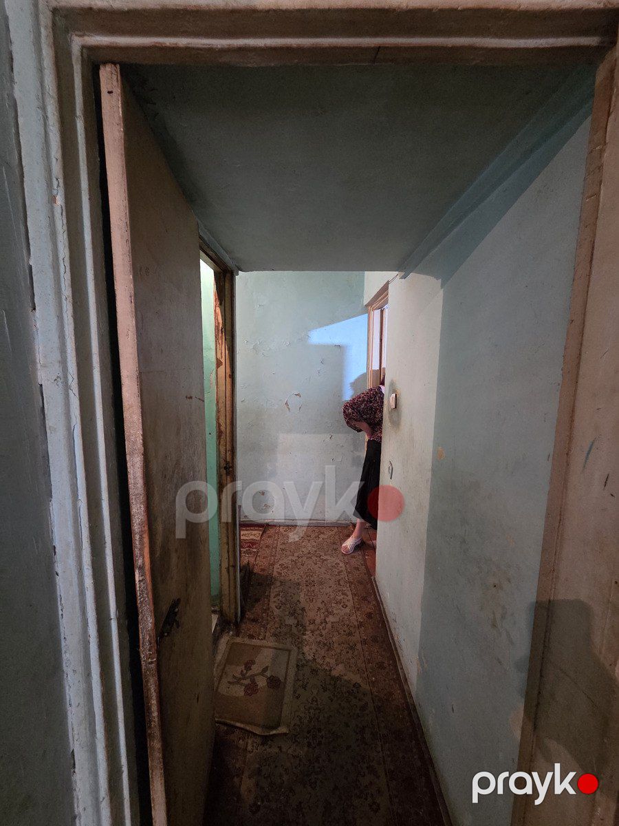 Satılır 1 otaqlı köhnə tikili 50 m² — Mənzil, Bakı (10)