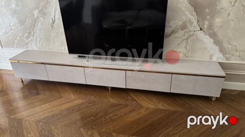 TV altlığı / media konsol Yeni ev ucun nezerde tutulub hazirlanmis TV — Bakı