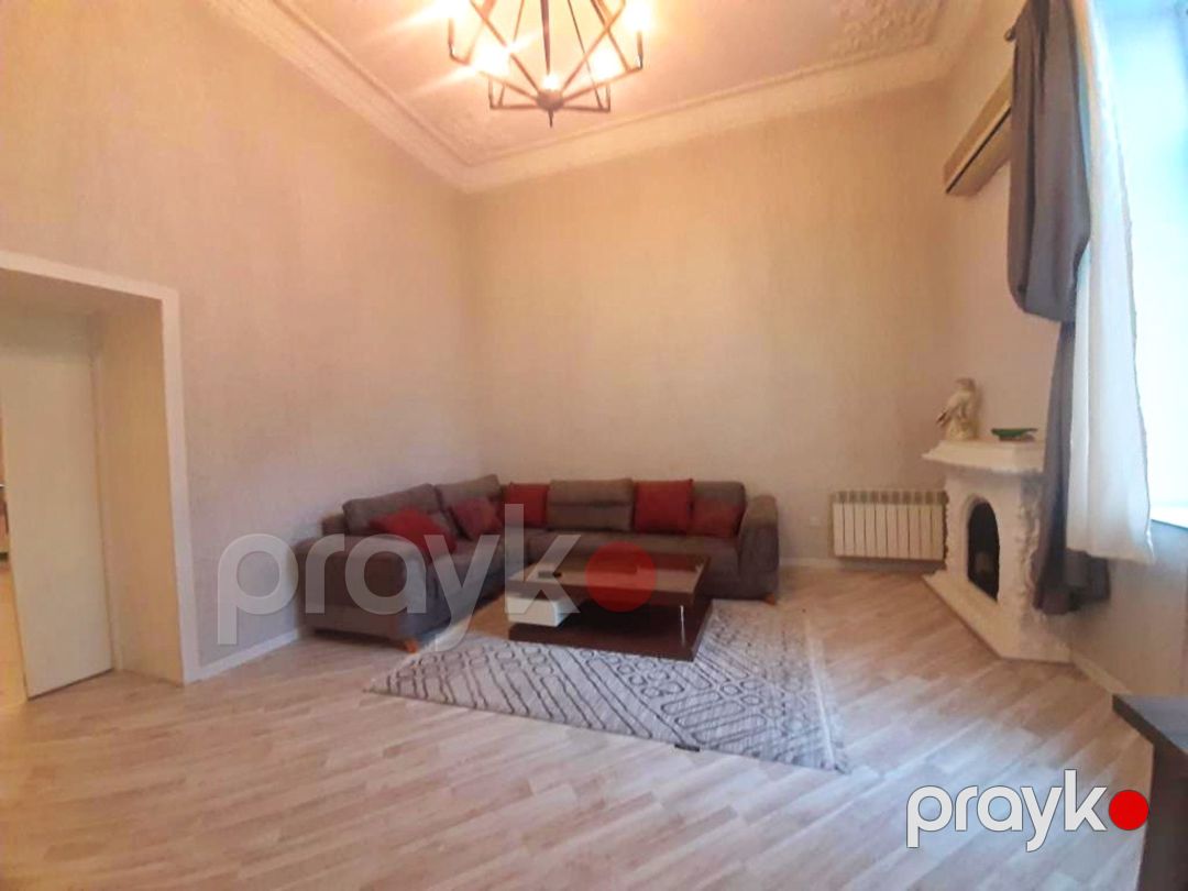 İcarəyə verilir 2 otaqlı köhnə tikili 108 m² — Mənzil, Bakı (11)