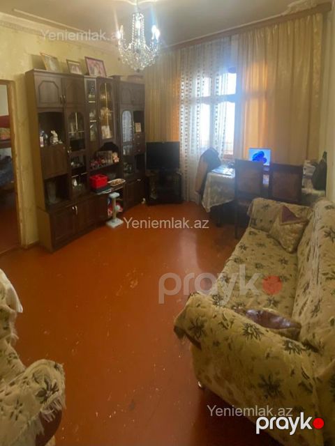 Satılır 4 otaqlı Bina evi menzil (Köhnə tikili), 85 m², 18-ci mikrorayon — Sumqayıt