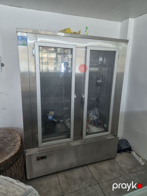 Paslanmayan poladdan 2 qapılı şüşə vitrin soyuducu - Restoran, kafe — Fatmayı
