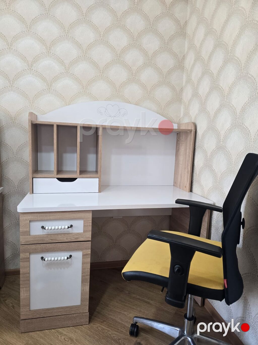 İki ədəd iş/ dərs masası və ofis kreslosu dəsti Masa: - Rəng: açıq — Masalar və stullar, Bakı (2)