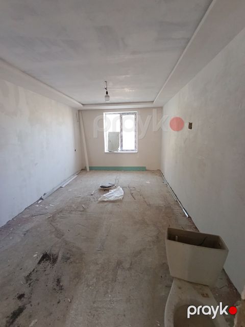 Satılır 5 otaqlı köhnə tikili 100 m² — Bakı