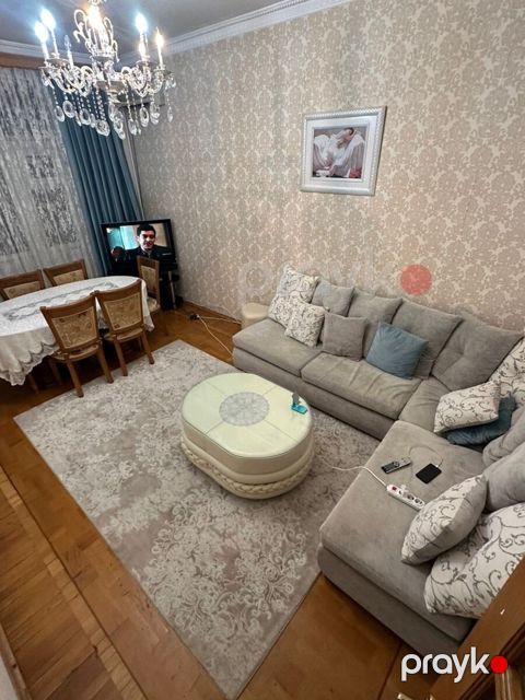 Satılır 3 otaqlı köhnə tikili 80 m² — Bakı