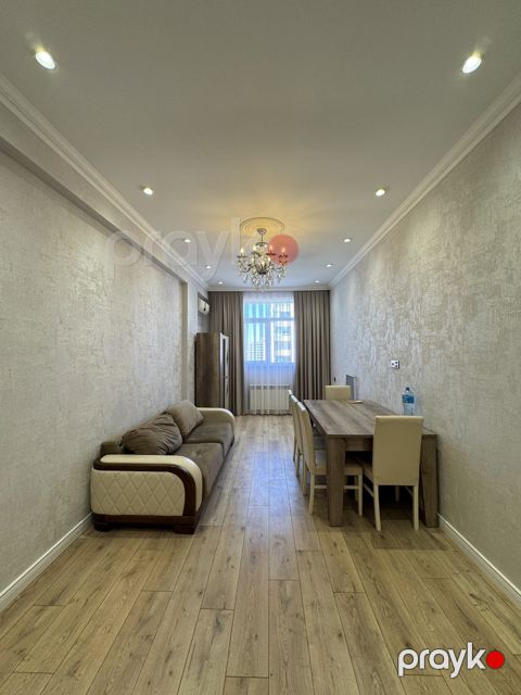 Satılır 2 otaqlı yeni tikili 90 m² — Bakı