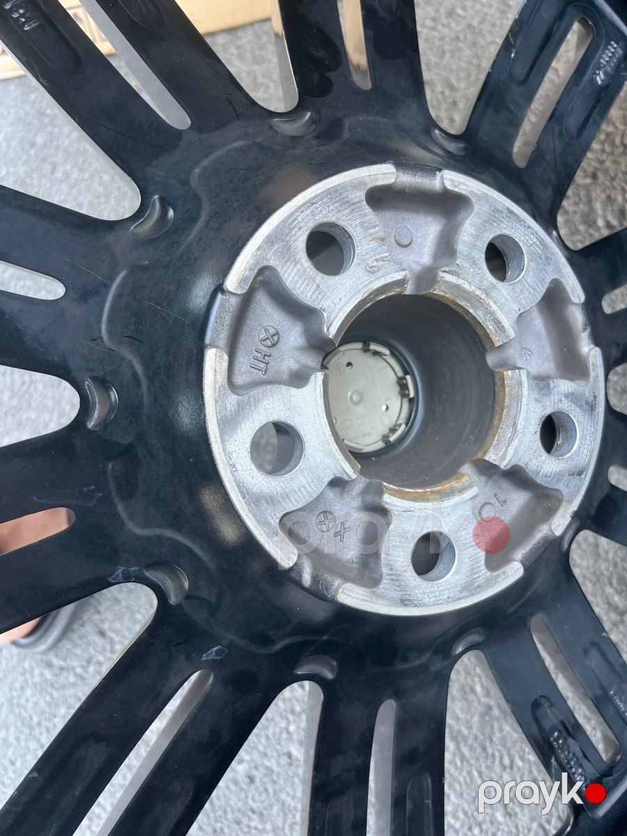 Land Rover təkərləri 285/40 R23 — Ehtiyat hissələri və aksesuarlar, Bakı (4)