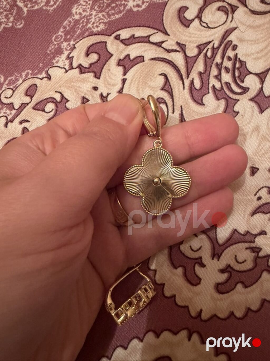 Qızılı rəngdə dördyarpaq dizaynlı zinət dəsti - Komplet: 1 cüt sırğa — Təklifler, Bakı (5)