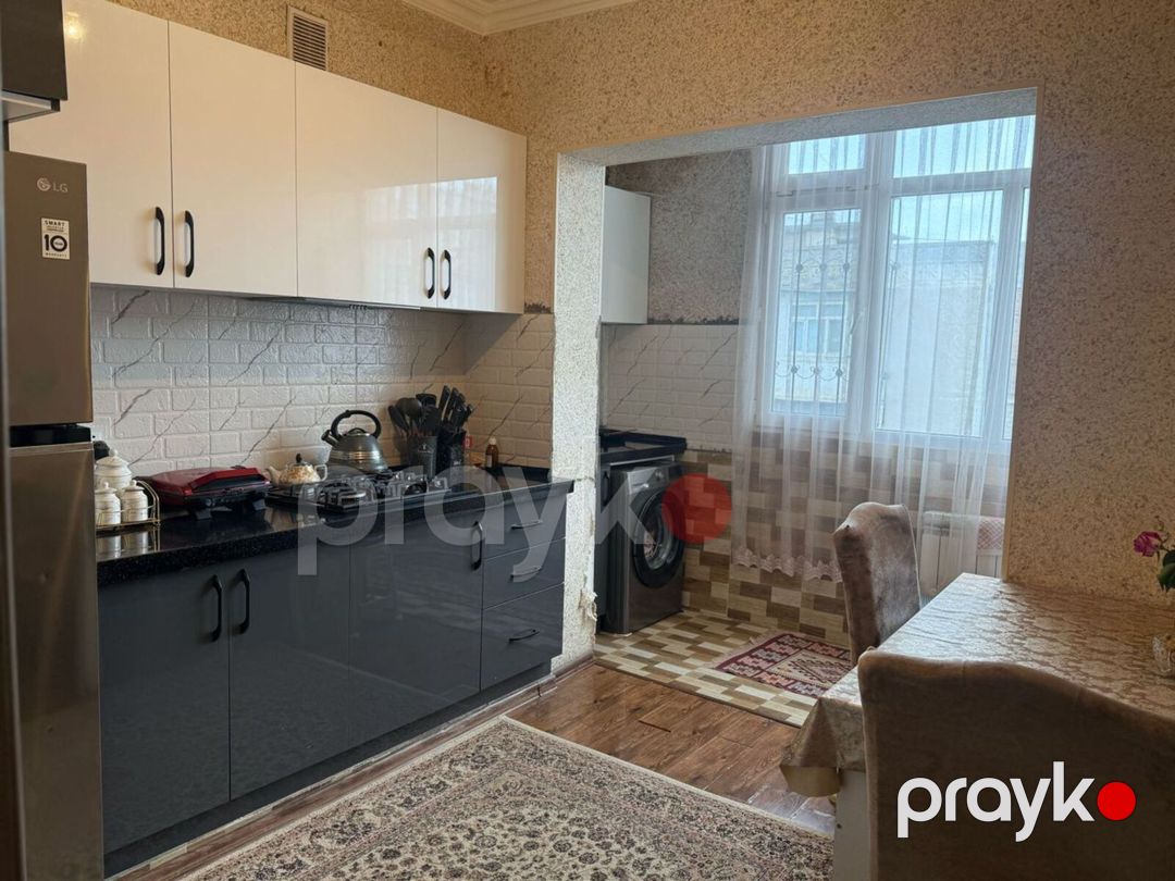 Satılır 2 otaqlı köhnə tikili 55 m² — Mənzil, Bakı (4)