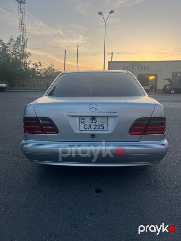 Mercedes E 320, 3.2 L, 2000 il, 320 000 km — Avtomobillər, Bərdə (2)